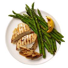 Chicken roasted with asparagus